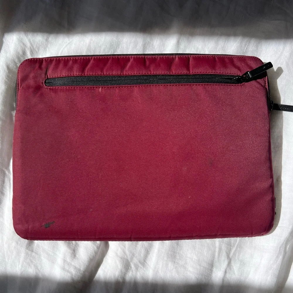 Incase 13” Laptop Case